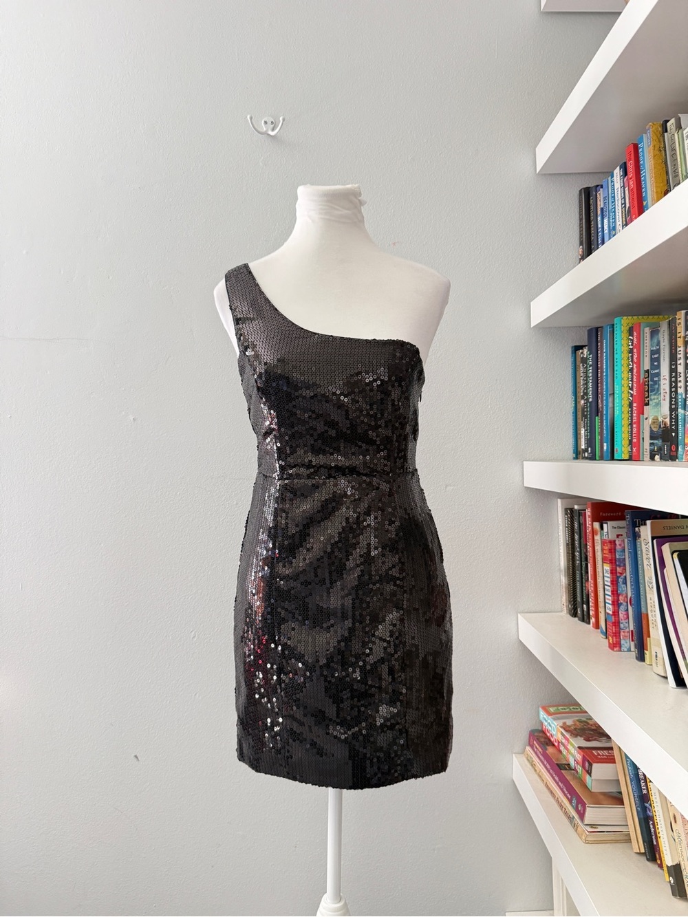 Forever 21 Black One-Shoulder Sequin Cocktail Dress Small